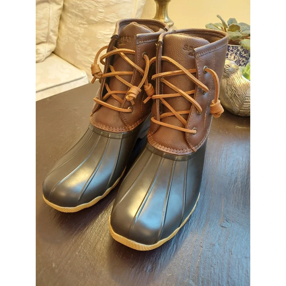 Sperry Top-Sider Saltwater Duck Boot Brown Rain Boots Size 6M Girls/7.5M Wms NEW